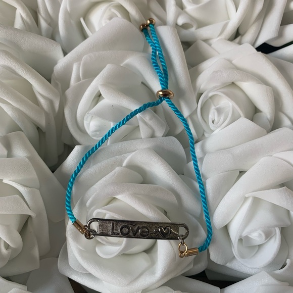 Bracelets - Picture 11 of 16